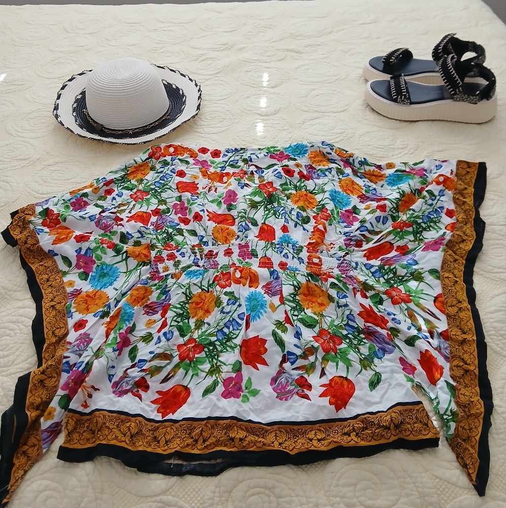Beige by ECI Floral Print Top Tunic Size Small - Picture 5 of 5
